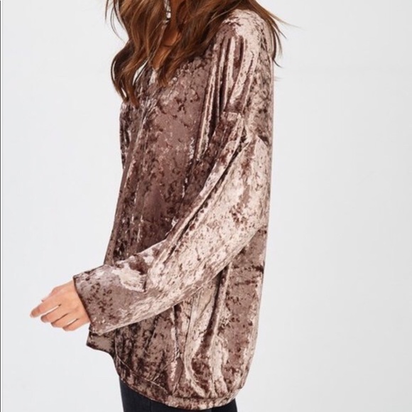 Mocha Ice Velvet V Neck Top - Picture 2 of 3